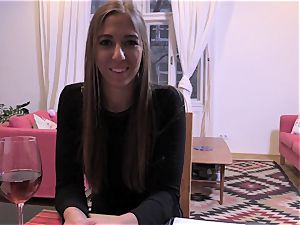 QuestForOrgasm - sensuous solo flash with Hungarian stunner